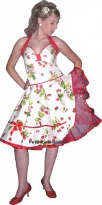 petticoatdress with sweet strawberrys