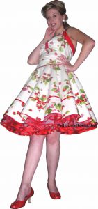 petticoatdress with sweet strawberrys