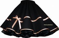 black skirt with salomon  satinribbon