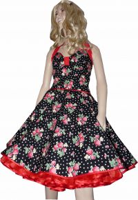 50th strawberrydress black with white dots modell 2