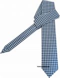 Tie medium the fabric pattern of the dress for HIM