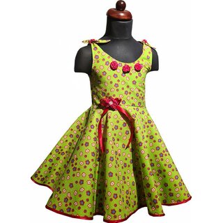 Kinder Petticoat Kleid Drehkleid Mädchen Punkte Blümchen grün rot Gr 116-134